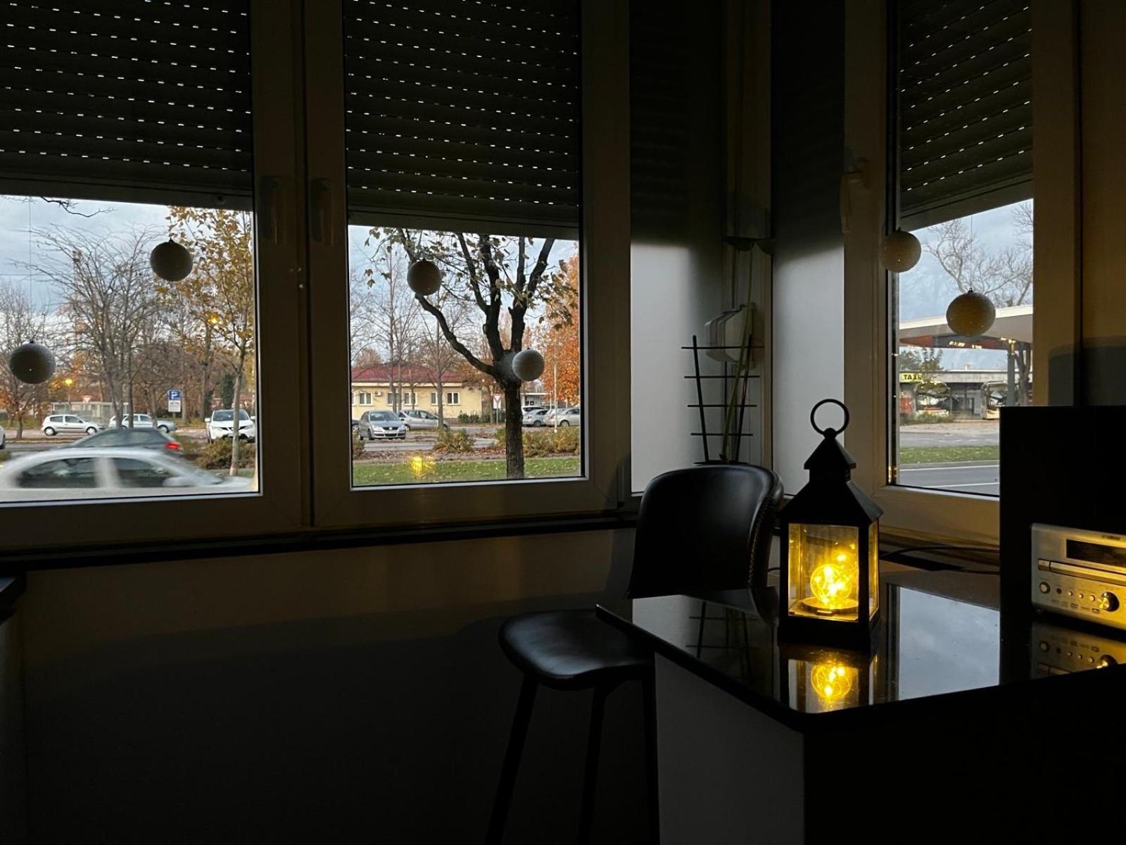 Studio Apartman Avenija *** Σλαβόνσκι Μπροντ Εξωτερικό φωτογραφία